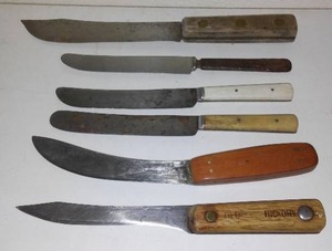 (6) Knives. Old Hickory and White Handled Antique Flatware.
