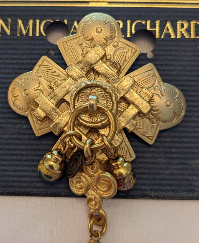 Vintage Gold Tone John Michael Richardson Brooch
