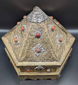 Decorative Moroccan Foil and Stone Topped Box