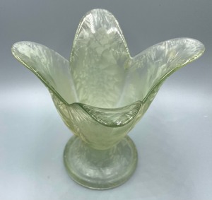 Terrific Tulip Style Vase