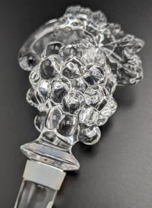 Mikasa Crystal Grape Cluster Bottle Stopper