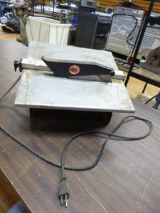 FlorCraft Bench Top 7 Wet Tile Saw