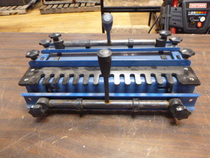 Metal Crimper
