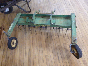John Deere Tow-Behind Thatcherator