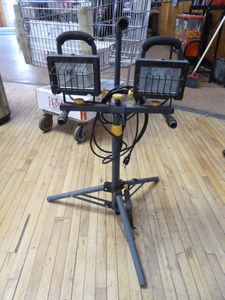 Craftsman Shop Light