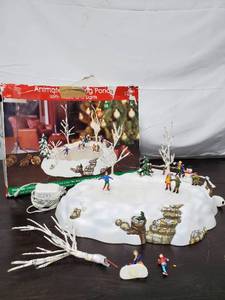 lot 87 image: Animated Skating Pond With Music and Lights