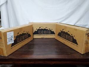 lot 95 image: Department 56 Village Mountain Backdrops