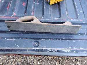 lot 51 image: Concrete wood hand float