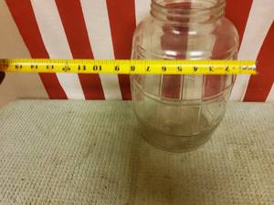 lot 48 image: Vintage glass pickle jar, no lid