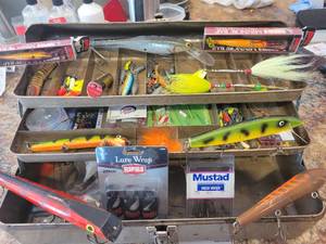lot 12 image: Tackle BoxBoth large & Small Lures (Loaded)