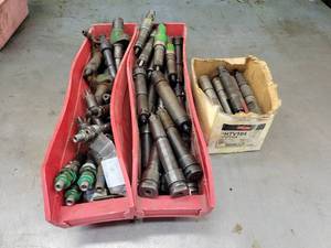 lot 132 image: Large Lot of Diesel Injectors