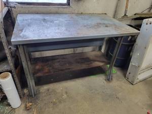 lot 204 image: Steel Workshop Table - 48 x 30 x 34