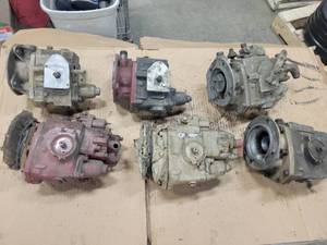 lot 242 image: (6) CUMMINS Diesel Injection Pumps