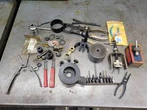 lot 70 image: Lot of Specialty Tools - Stanadyne 31203, 23715, 30853, Snap-On A-78, and More