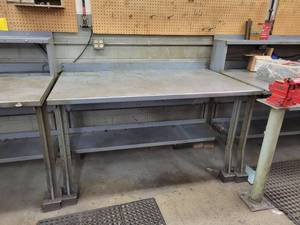 lot 89 image: Steel Workshop Table - 60 x 36 x 36