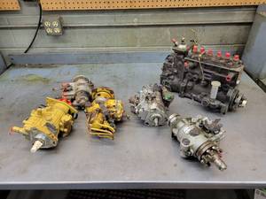 lot 122 image: (6) Diesel Injection Pumps - See Description for Details