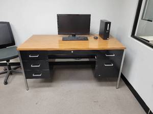 lot 254 image: Steel Desk with Laminate Top - ELECTRONICS NOT INCLUDED