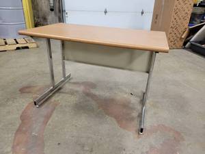 lot 257 image: Steel Office Table with Laminate Top