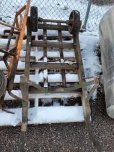lot 28 image: (2) 2-Wheel Dollies