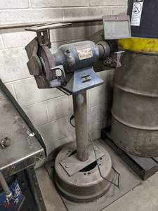 lot 11 image: BALDOR Model 762RE Bench Grinder on Stand - Works Good