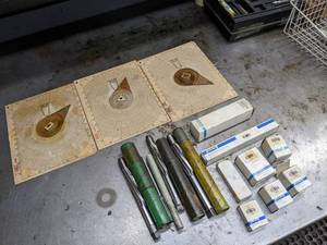 lot 60 image: STANDYNE Bore Tool Part No.  27173, AMAMCO Bore Tool T1805-1, ROOSA Master Timing Charts and Various STANDYNE Tools