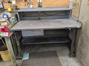 lot 62 image: Steel Workshop Table w Drawer - 60 x 36 x 36 - Includes Pneumatic Hookups