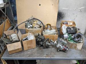lot 162 image: Roosa-Master Diesel Injection Pumps & Parts