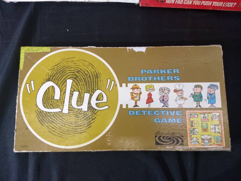 lot 27 image: Vintage Board Games