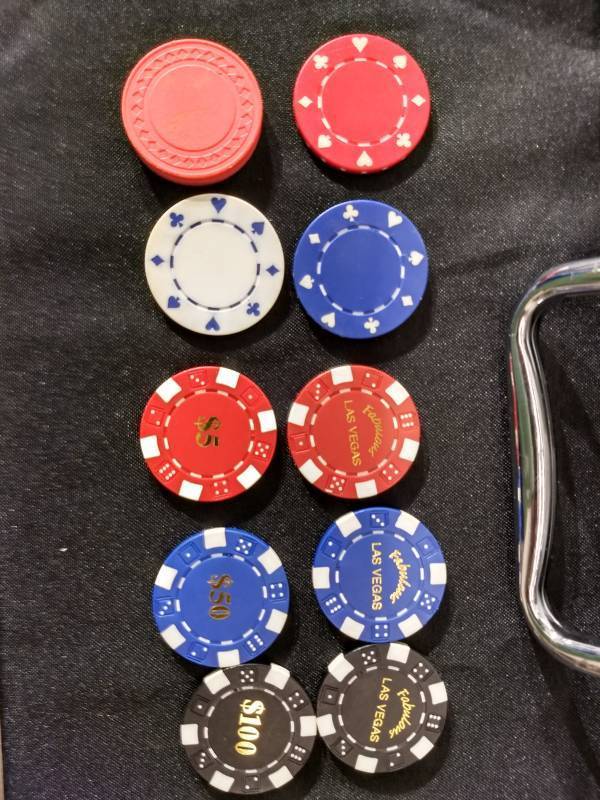 lot 22 image: Used Metal Poker Case with Chips