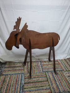 Moose Sculpture Yard Art