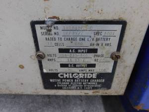 lot 23 image: Chloride 36 Volt Charger