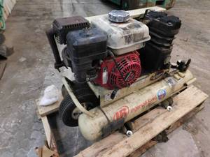 lot 41 image: Ingersoll Rand Gas Compressor