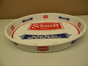 lot 17 image: Vintage SCHMIDT BEER METAL SERVING TRAY 13 THE BREW THAT GREW WITH THE GREAT NORTHWEST - GREAT PIECE - SEE PICTURES