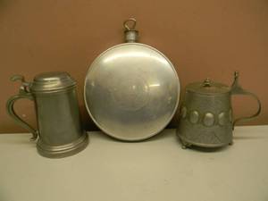 lot 52 image: Vintage PALCO 1915 Pressed Aluminum Canteen made in Worcester Mass USA - 2 VINTAGE PEWTER STEINS - SEE PICTURES