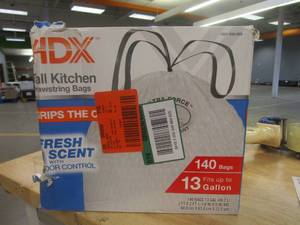 lot 379 image: HDX 13 Gallon Scented Flex Drawstring Kitchen Trash Bags (140-Count) (OPEN BOX)