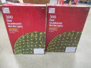 lot 153 image: (2) Boxes of 300 Incandescent Mini Lights Net 48 x 72 - SOLD AS IS