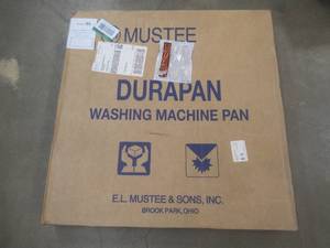lot 53 image: Mustee Durapan Washing Machine Pan. Model 95, 24.5 x 24.5 - SOLD AS IS