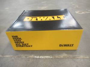 lot 71 image: Mens Flex PT Work Boots - Soft Toe, Size 8.5, DXWP10027 - NEW SOLD AS IS