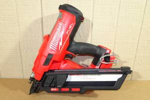 lot 17 image: Milwaukee M18 Fuel 30 2-3-12 Framing Nailer -Tool Only