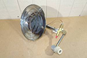 lot 52 image: Propane Sunflower Heater