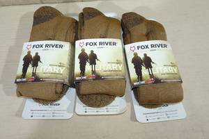 lot 64 image: 3 Pairs Fox River Military Medium Weight Socks -Large