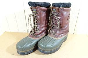 lot 101 image: Rocky Leather Winter Boots - Mens Size 12