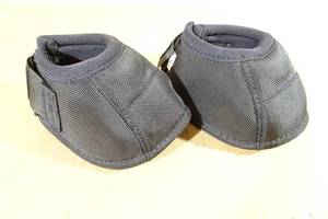 lot 118 image: Classic Equine Bell Boot -Size XL