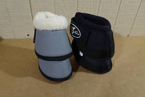 lot 119 image: 2 Pairs Professionals Choice Bell Boots -Medium