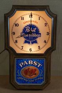 lot 206 image: Vintage Pabst Blue Ribbon Beer Clock with Lights -Works