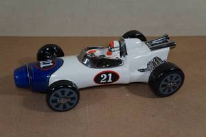 lot 208 image: Vintage 1970 Ezra Brooks Whiskey Race Car Decanter
