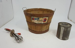 11 Mesa Apples Bushel Basket-Karo Syrup Can-Hand Whipper