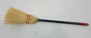 Tres Arbolitos Pencil Corn Bristle Broom