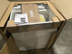 lot 32 image: Glacier Bay All-in-One 24.2 in. x 21.3 in. x 33.8 in. Stainless Steel Laundry Sink and White 2 Door Cabinet  open box customer return see pictures