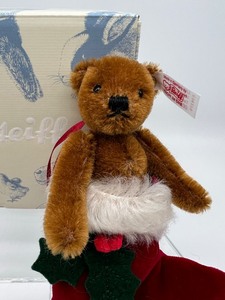 lot 916 image: Steiff Ornament Teddy Bear in Stocking # 036279